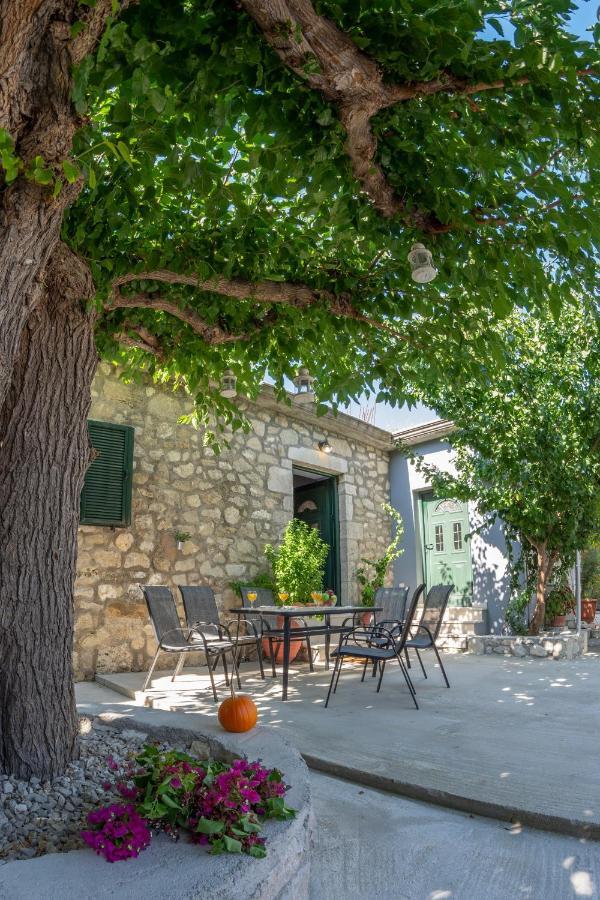 Villa Mouria Pinakokhorion Exteriér fotografie